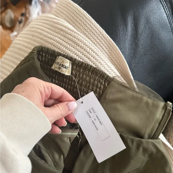 Elegant Strapless Olive Dress - Picture 6 of 10